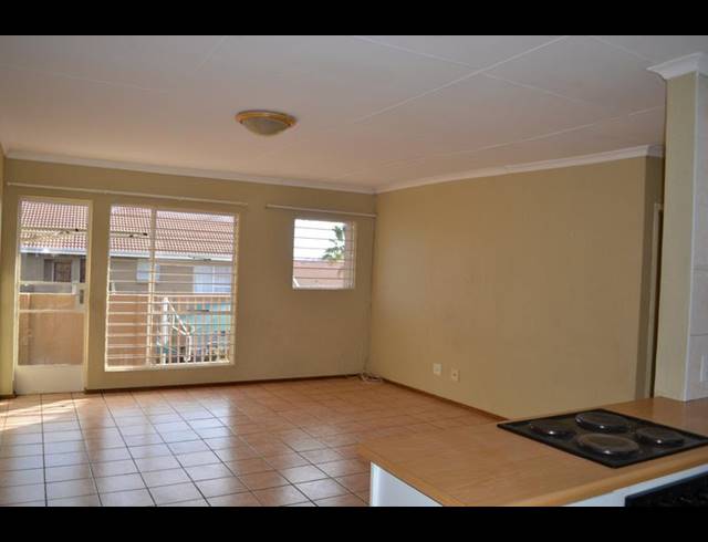 2 BEDROOM APARTMENT FOR SALE IN KENMARE